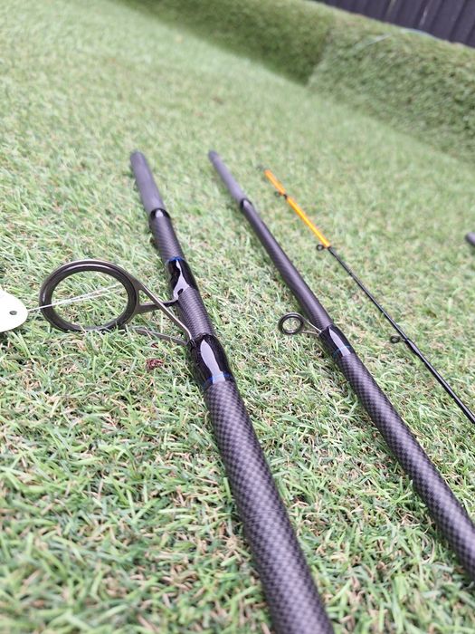 Set 2Lanseta Feeder WindBlade TFD - 05 4.2 m 

Trimit prin fan curier