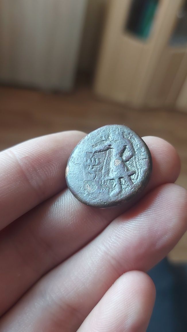 Античная монета царство Кушанов