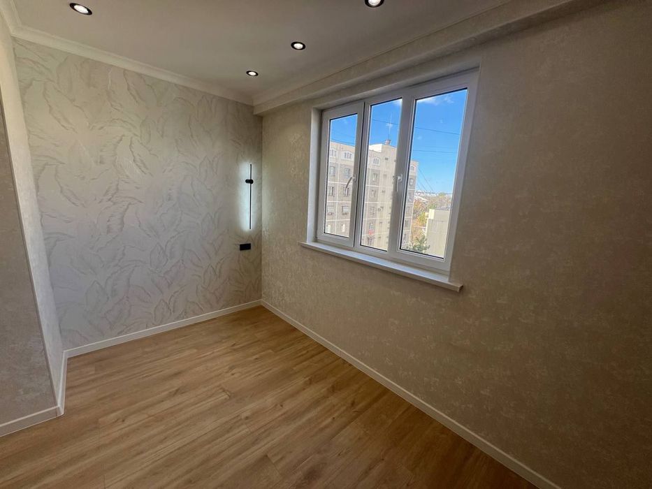 Продаю свою 2/8/9 ул Бобура 55м² Aския Базар Парк Бобура с евро+МебТех