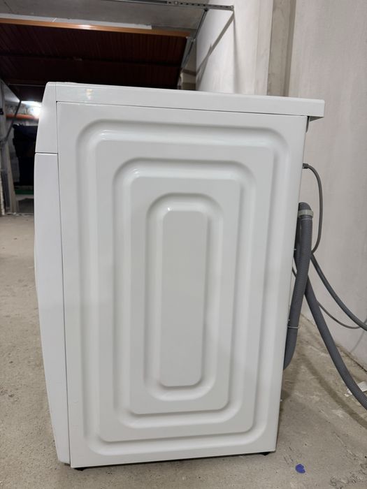 Пералня Samsung WF8EF5E0W4W – 8 кг, 1400 оборота, EcoBubble–като нова