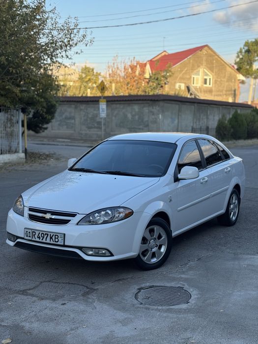 Srocha sotiladi.  8350$