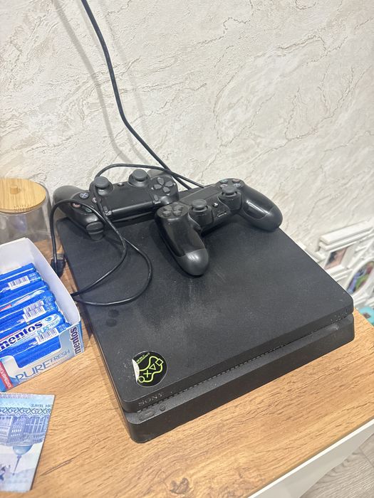 Playstation 4 1tb SSD 3 гемпада много игр