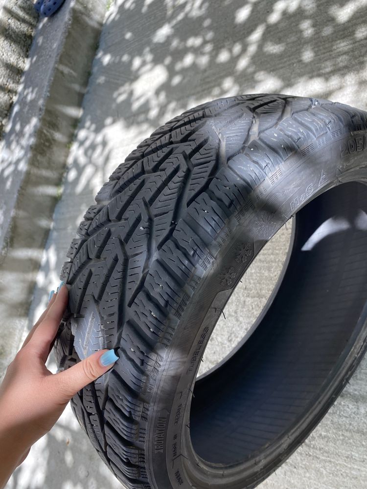 Set 4 anvelope de iarna Tigar 205/45 R17 second hand