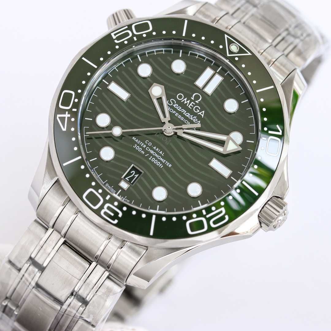 Мъжки автоматичен часовник OMEGA Seamaster Diver 300M Green