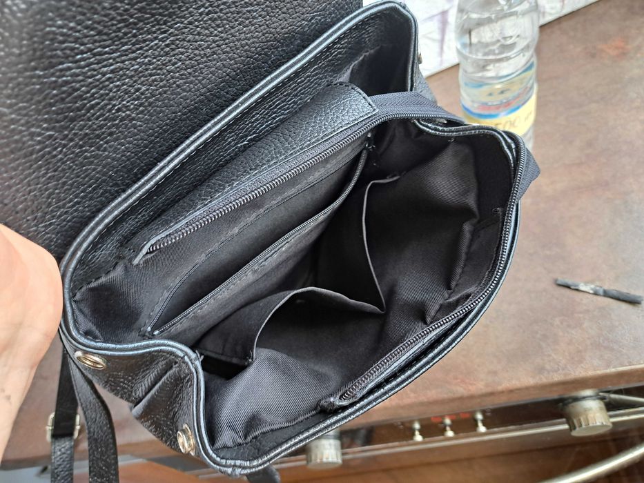 дамска раница,черна кожена,чанта-естествена кожа