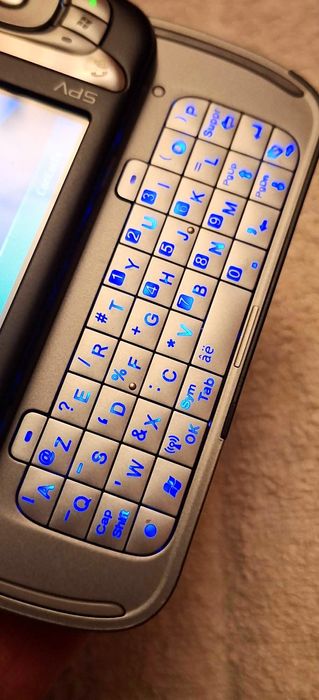 HTC herm 100/SPV M 3100 ( decodat, impecabil)