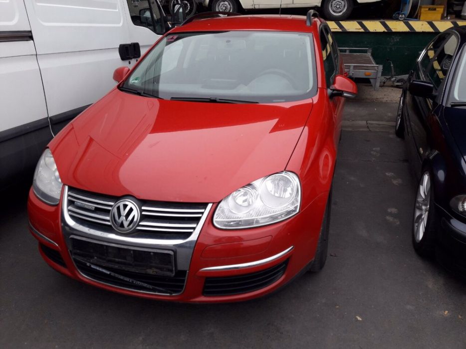 НА ЧАСТИ! VW Golf V 5 1,9 TDI BLS Bluemotion Variant комби Голф 5