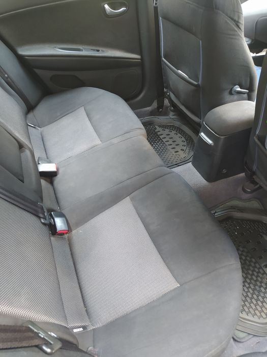 Nissan primiera 2.2 dizel 2003 gd