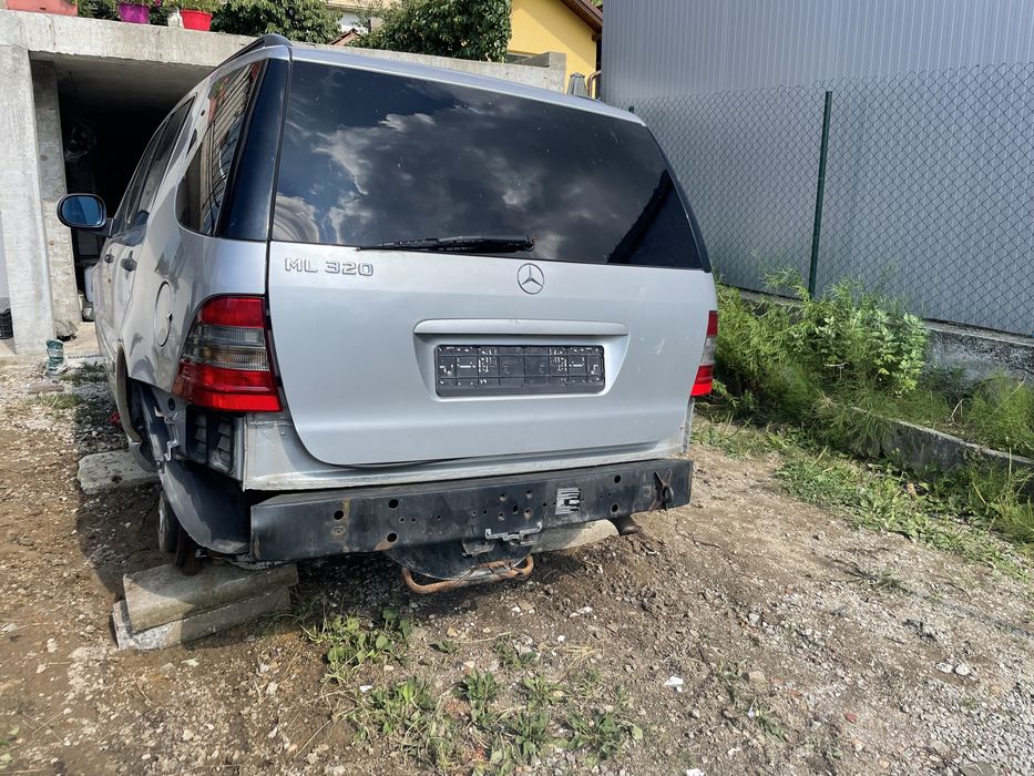 Mercedes Ml 230,270,320 Фейс/Преди фейс Ляв/Десен волан 7бр На части