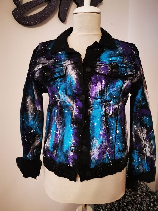 Geaca de blugi pictata manual