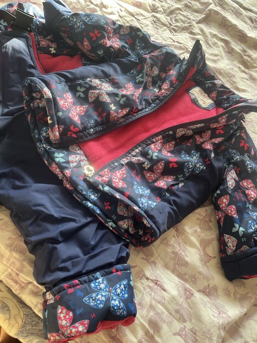 Зимние куртки женские две и 1 детская