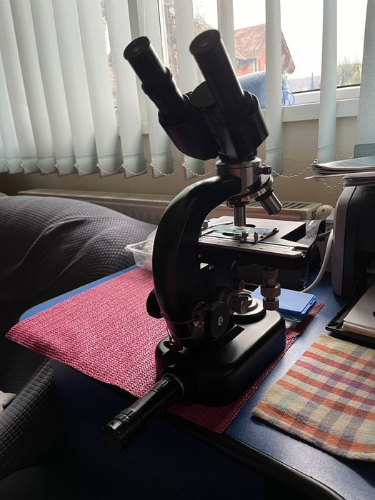 Microscop profesional laborator IOR Bucuresti binocular cu 4 obiective