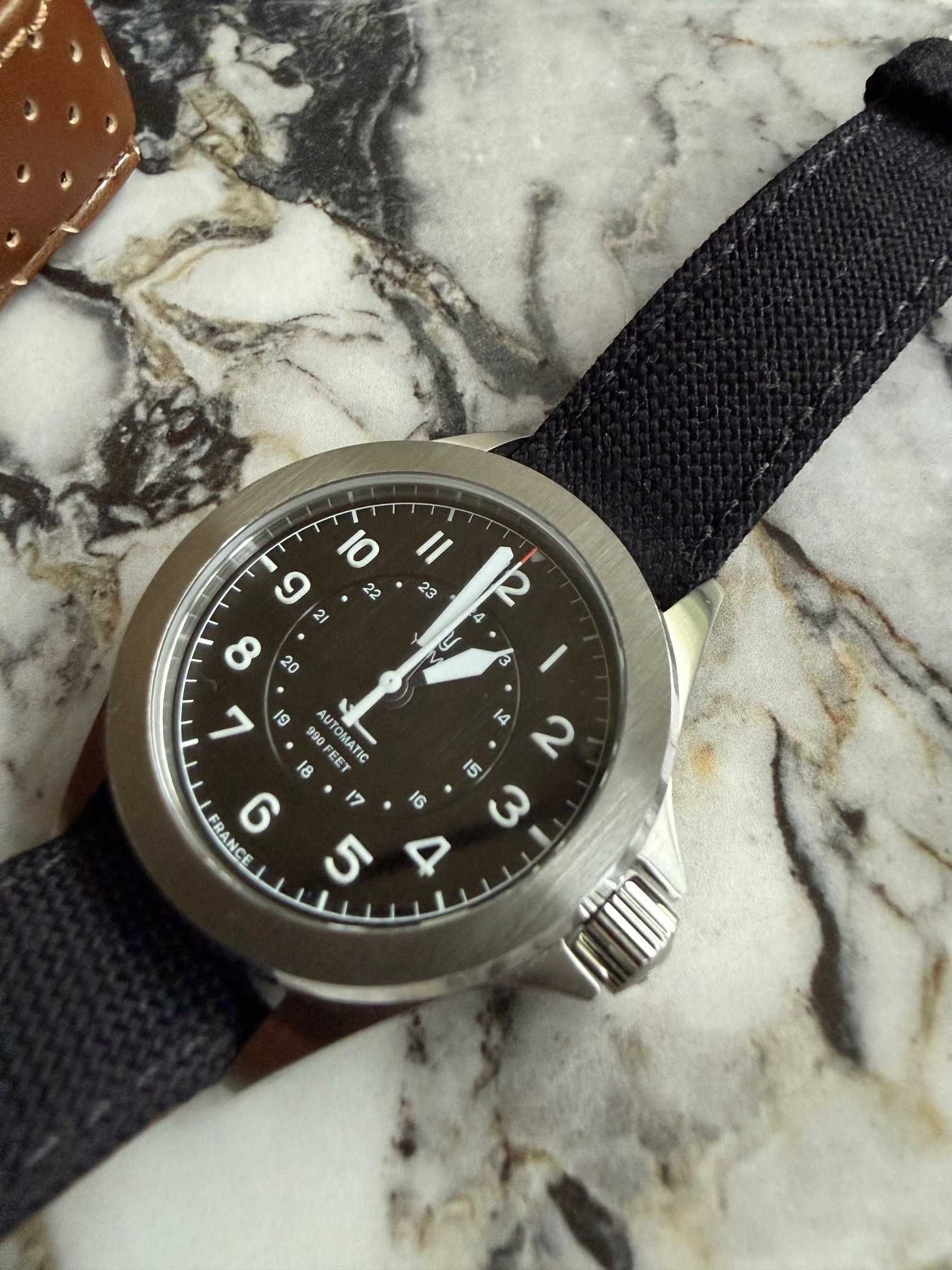 часовник Yema Flygraf Pilot M1
