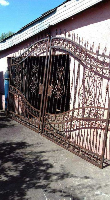 Gard din fier forjat, sipca metalica, jaluzele, plasa, tabla cutata
