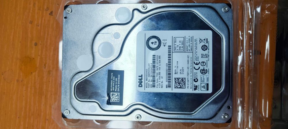 Hard Disk de tip SAS NOU Dell Toshiba MG03SCA400 4TB Enterprise SAS