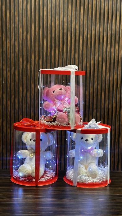 Самые доступные подарочные медвежата — гирлянда, сладости, упаковка