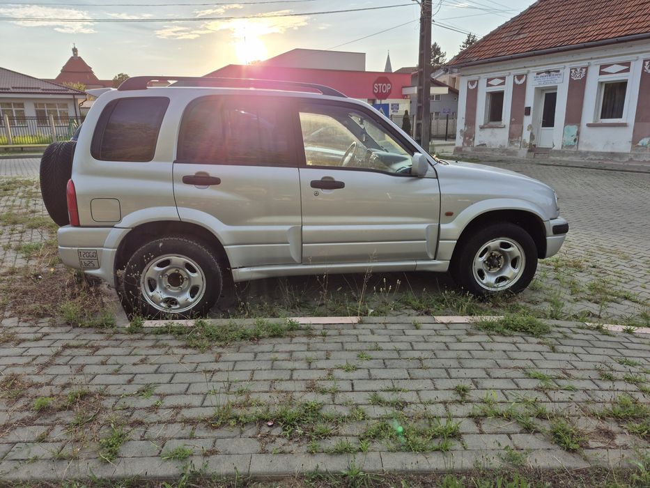 Suzuki Grand Vitara ! 2.5benzina!Recent adusa !