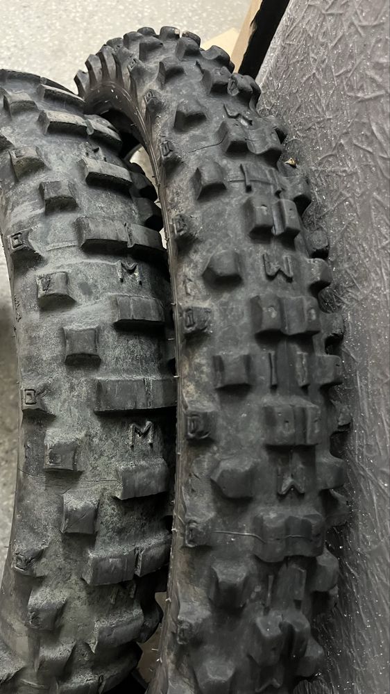 Комплект гуми Michelin Enduro Medium