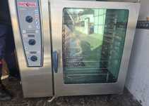 Cuptor Rational Self Cooking Center