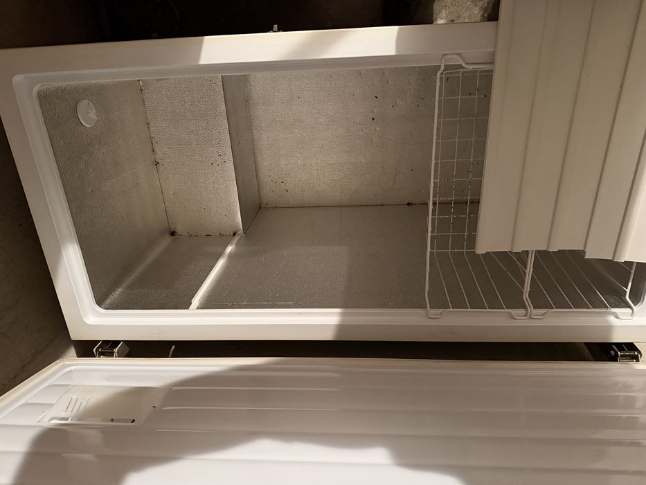 Хоризонтален фризер