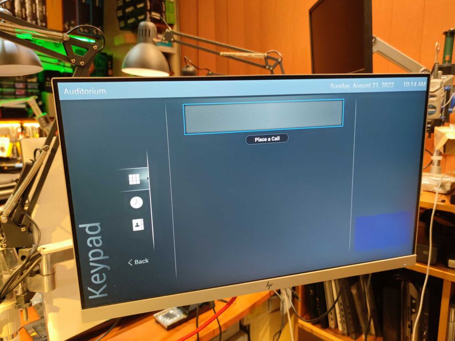Polycom RealPresence Group 700 Type P002 Video Conferencing System