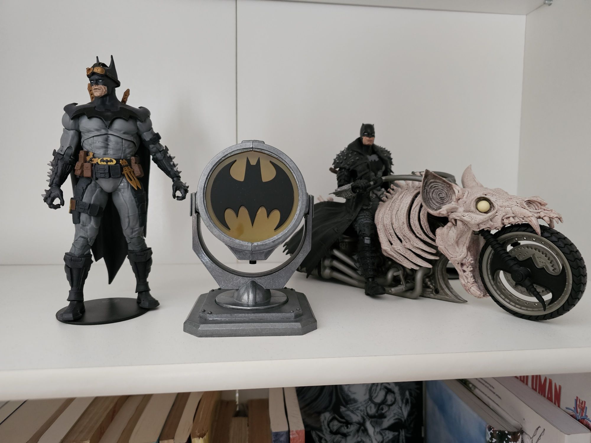 Batman Batsignal