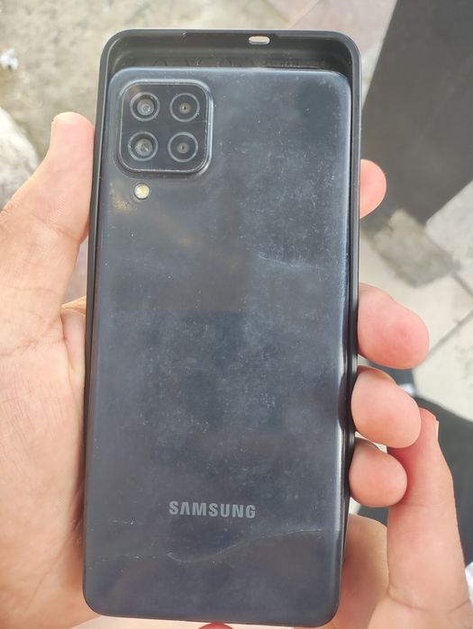 Samsung A12  64ga  4