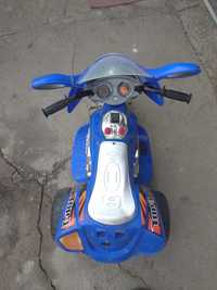 Продам детский мотоцикл на батарее в рабочем состоянии.