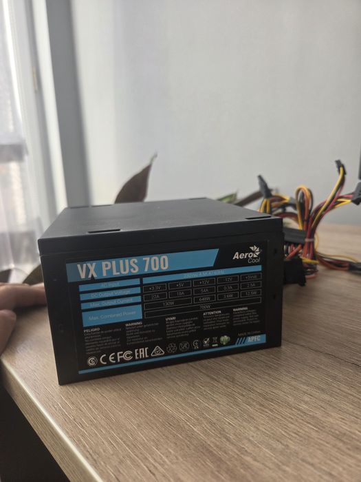 Aerocool VX PLUS 700w