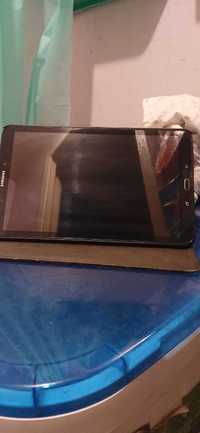 Продам планшет  Samsung GALAXY Tab A