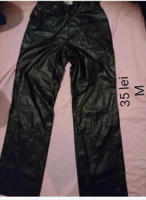 Pantaloni imitație piele