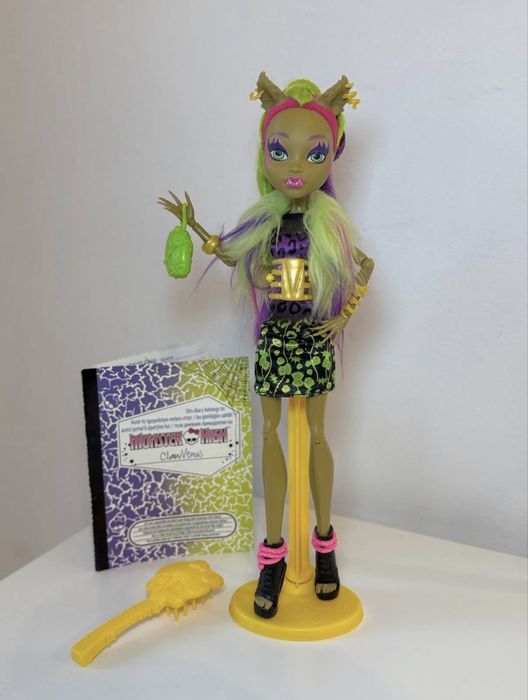 Set 2 papusi Clawvenus si LagoonaFire Freaky Fusion Monster High