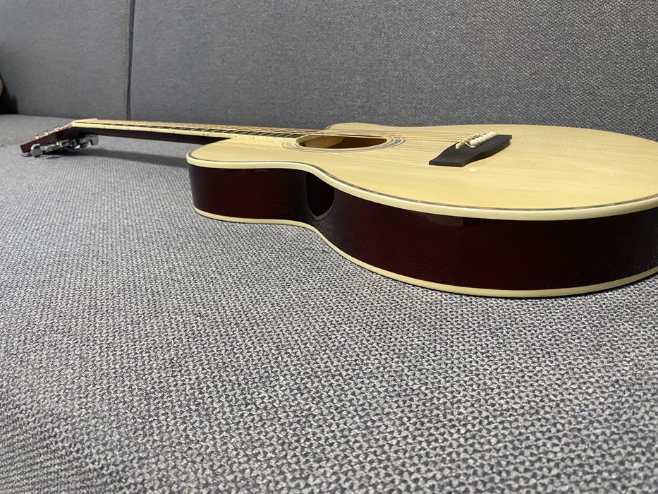 Продам новую гитару