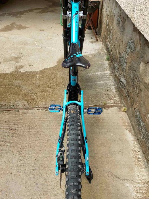 Даунхил колело Mondraker