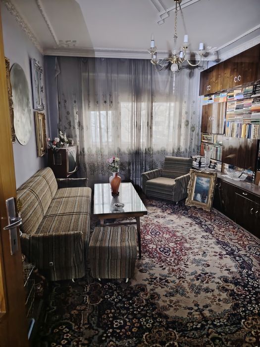 Продава се Тристаен апартамент в Варна, Трошево - 100 кв.м за 1600 €/кв.м - Снимка #2