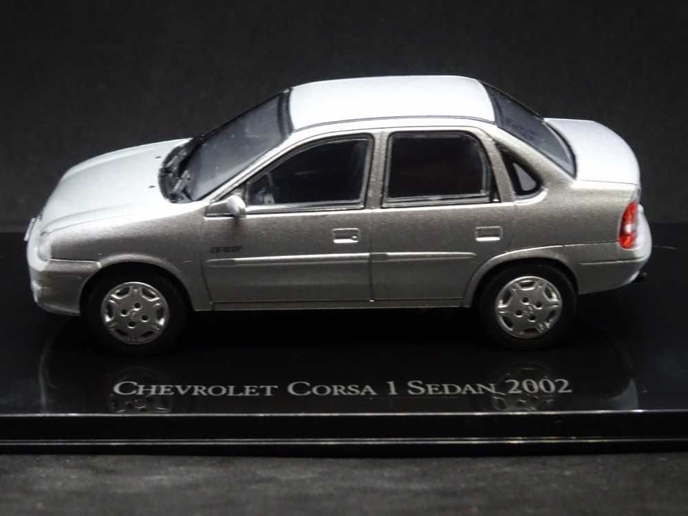 Macheta Chevrolet Corsa 1 sedan 2002 1:43 Altaya