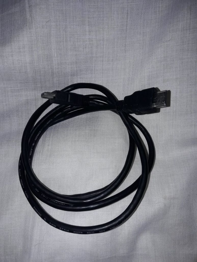 Cabluri HDMI de 1,5  si 10 metri