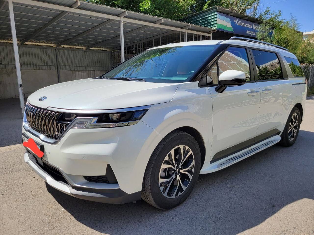 Kia Carnival  2022 model