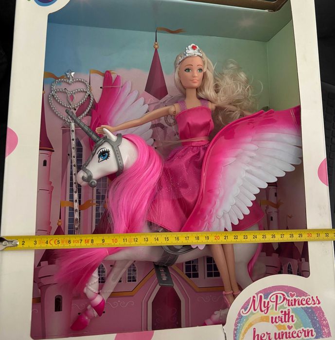 NOU! Set jucarie papusa printesa si unicorn