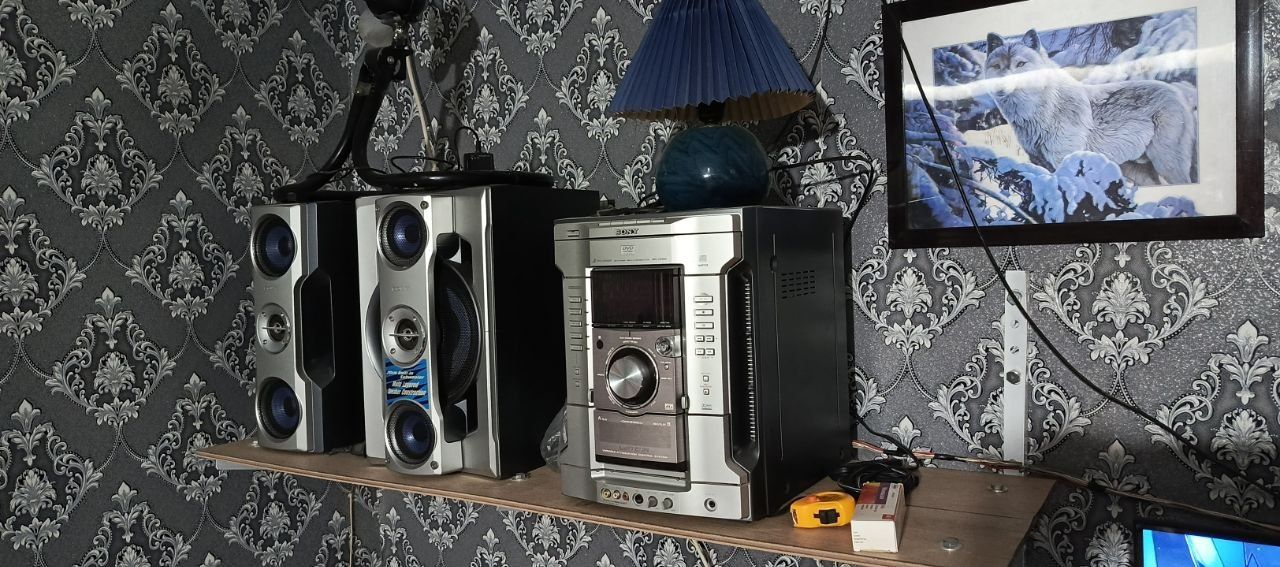 Музыкальный центр модель Sony D-88.