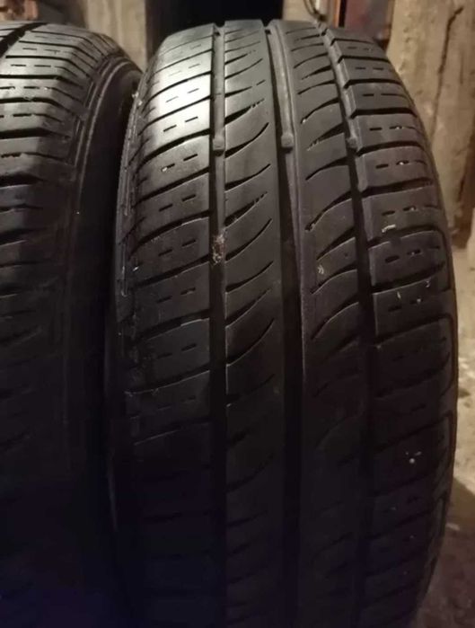 Продавам 2 броя летни гуми 185.65.14 на 1 сезон дот 2019 Semperito