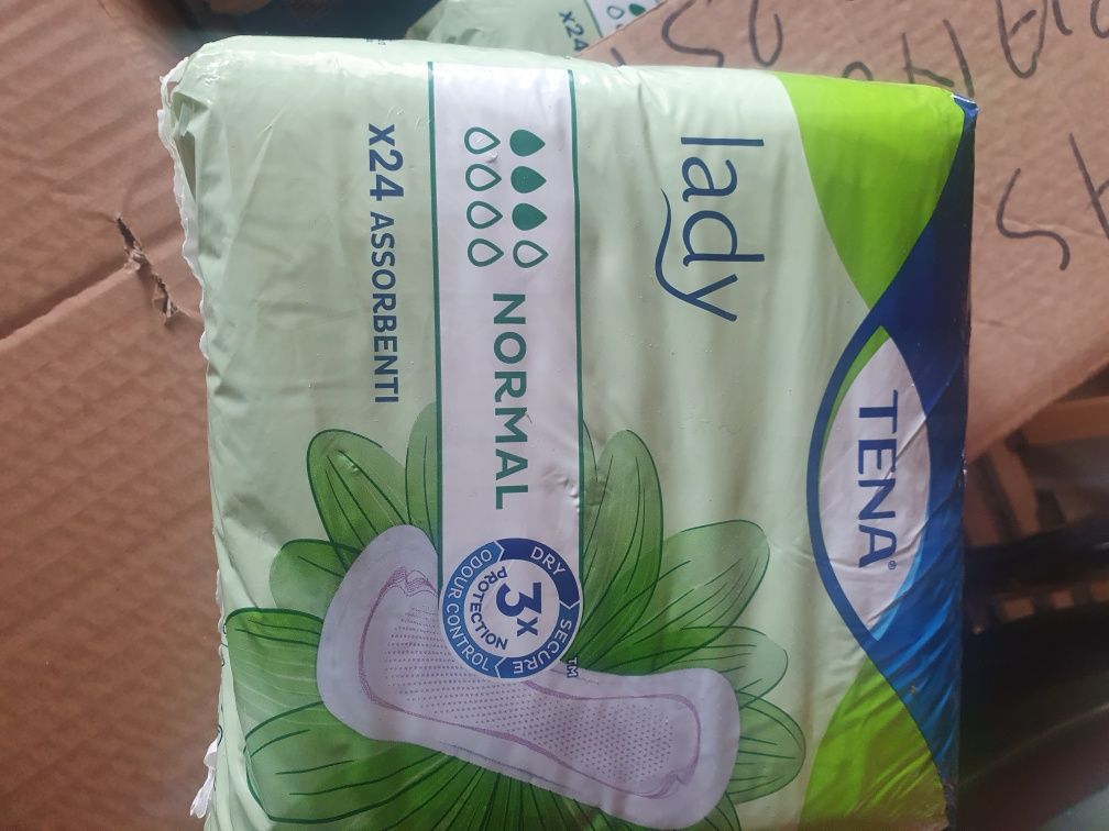 Vând pampers,scutece tip chilot,absorbante