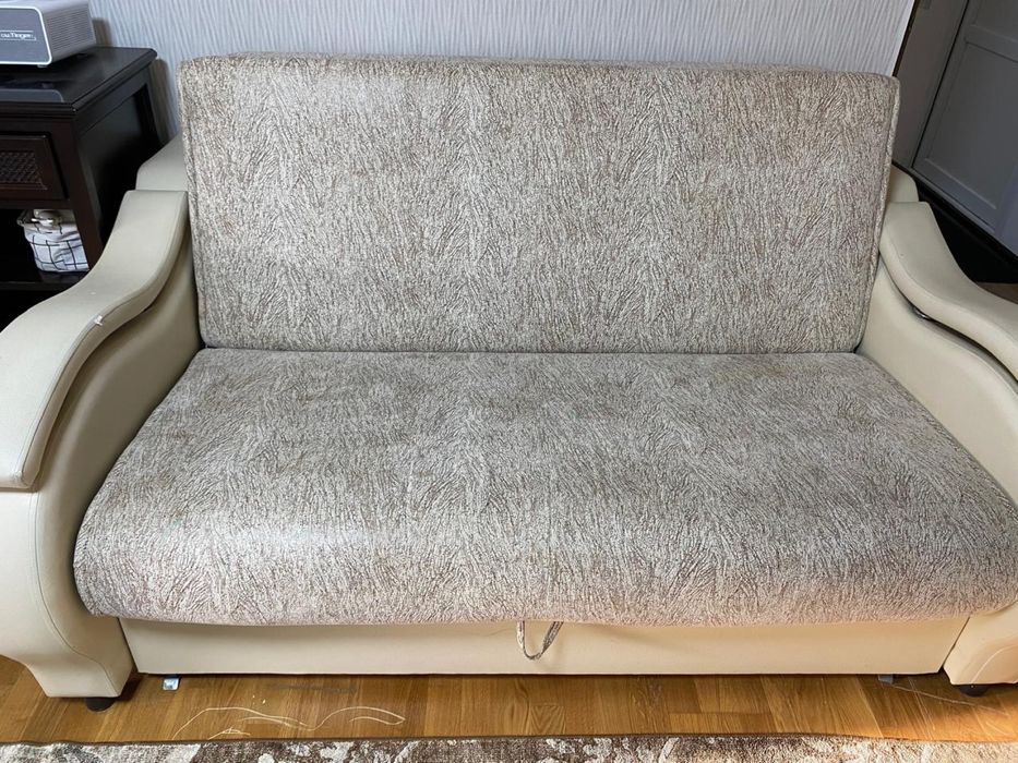 Продам диваны срочно