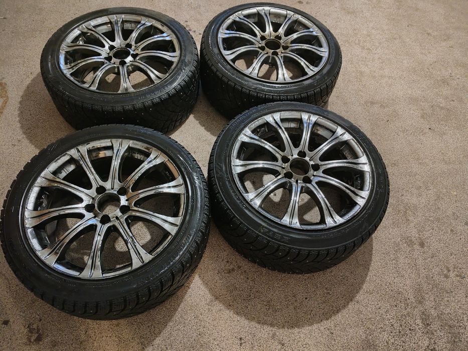 Продам диски с шинами зимние