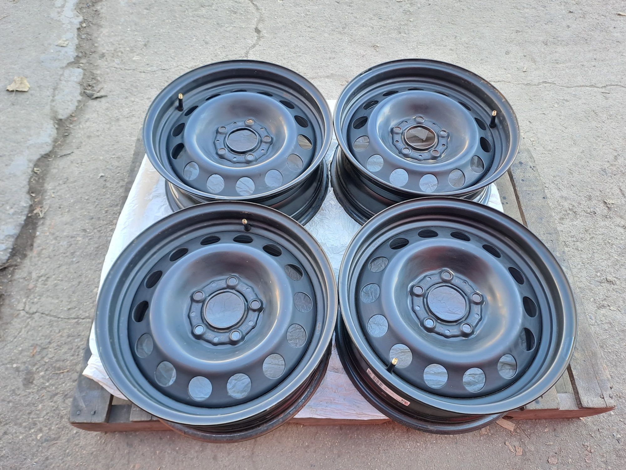 16" 5X120mm BMW, 5х120 БМВ: Отлични Стоманени джанти!