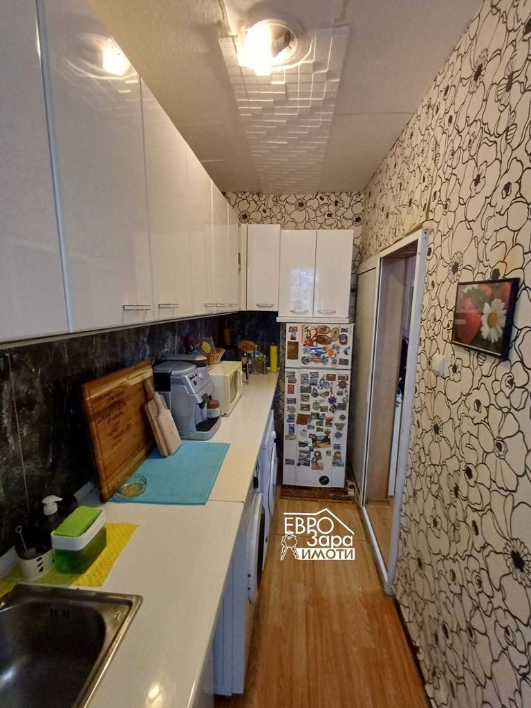 Продава се Тристаен апартамент в Стара Загора, Опълченски - 67 кв.м за 1150 €/кв.м - Снимка #4