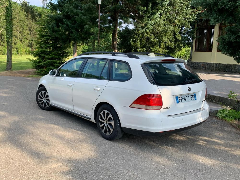 Volkswagen Golf 5 impecabil