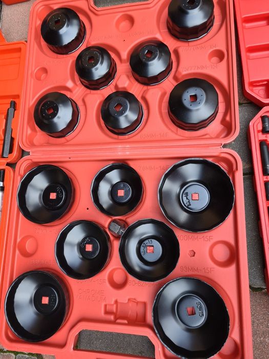 Set capace pentru desfacut filtre de ulei auto