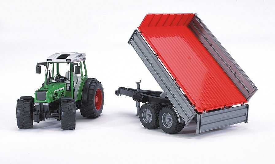 Tractor Fendt 209 s cu remorca