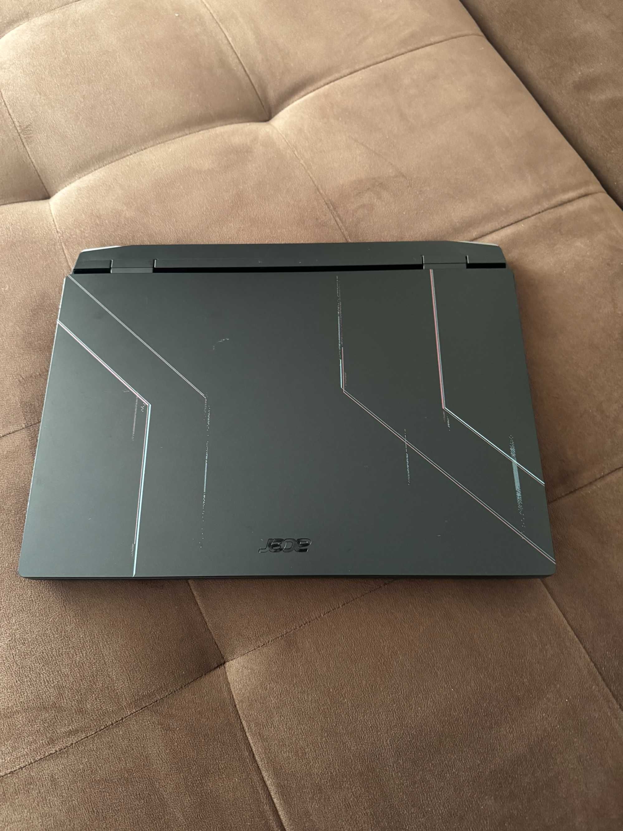 Продавам Acer Nitro AN515-58 -> i7-12700H, RTX 3060, 16GB RAM, 1TB SSD